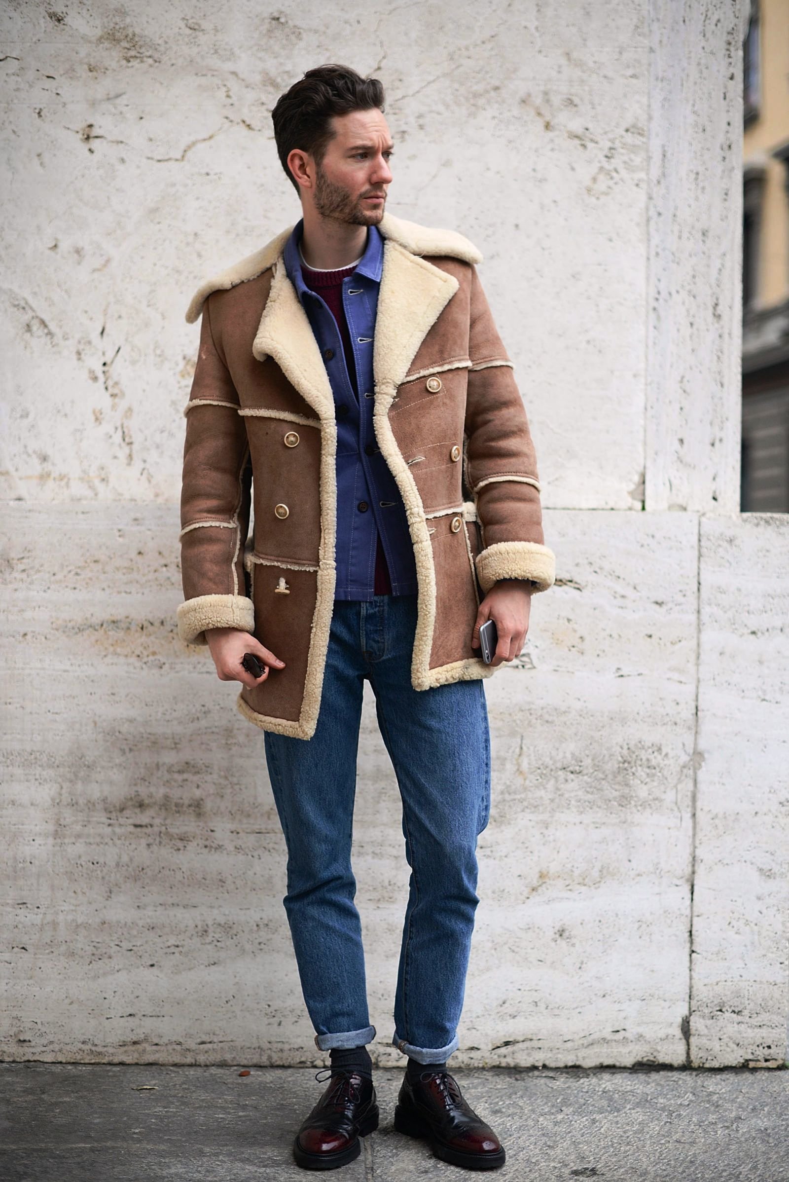 Chic Autumn Layering: A Stylish Men